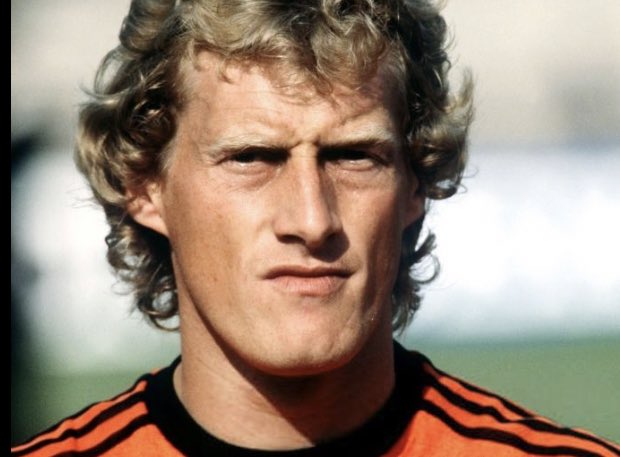 23. Kees Kist AZ Alkmaar - StrikerTop scorer in the Eredivisie for the last two seasons and his 34 goals in the 78-79 season were enough to win a European Golden Boot. Leading a powerful AZ side who look set to break the longstanding stranglehold on the Dutch title.