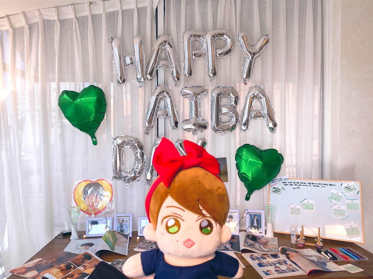 ABX12X24's tweet photo. #HAPPY_AIBA_DAY
ㅋㄹㄴ로 정말 조심스러웠는데 밧짱생일날에 방문했습니다(‘◇‘*) 어려운 상황이였는데 이벤트 열어주셔서 감사합니다! 도착하자마자 아이바솔로곡이 흘러나오고 여기저기 아이바로 가득해서 두근두근했어요 ☺️ 다같이 아이바생일을 축하할수있어서 너무 기뻤습니다💚 감사합니다 https://t.co/YBduNFb0Hu
