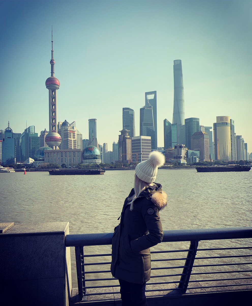 MissLGrace's tweet photo. Missing travelling the world. 💔#shanghaiskyline #Travel https://t.co/Gc60D1TI0B