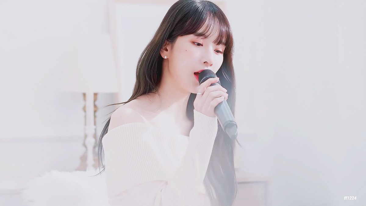 201222
#HappySEOLADay #1224_기다렸던_설아의_날이야❣️
#우주소녀 #설아 #seola 

🔗seola941224.tistory.com/17