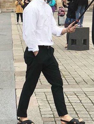 just him standing wt that heavy butt