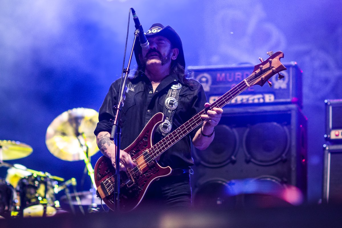 E_SiN5's tweet photo. Happy birthday, you magnificent bastard. #LemmyKilmister #lemmy #Motorhead #HappyBirthdayLemmy #rocknroll https://t.co/X6S1yFmIhY