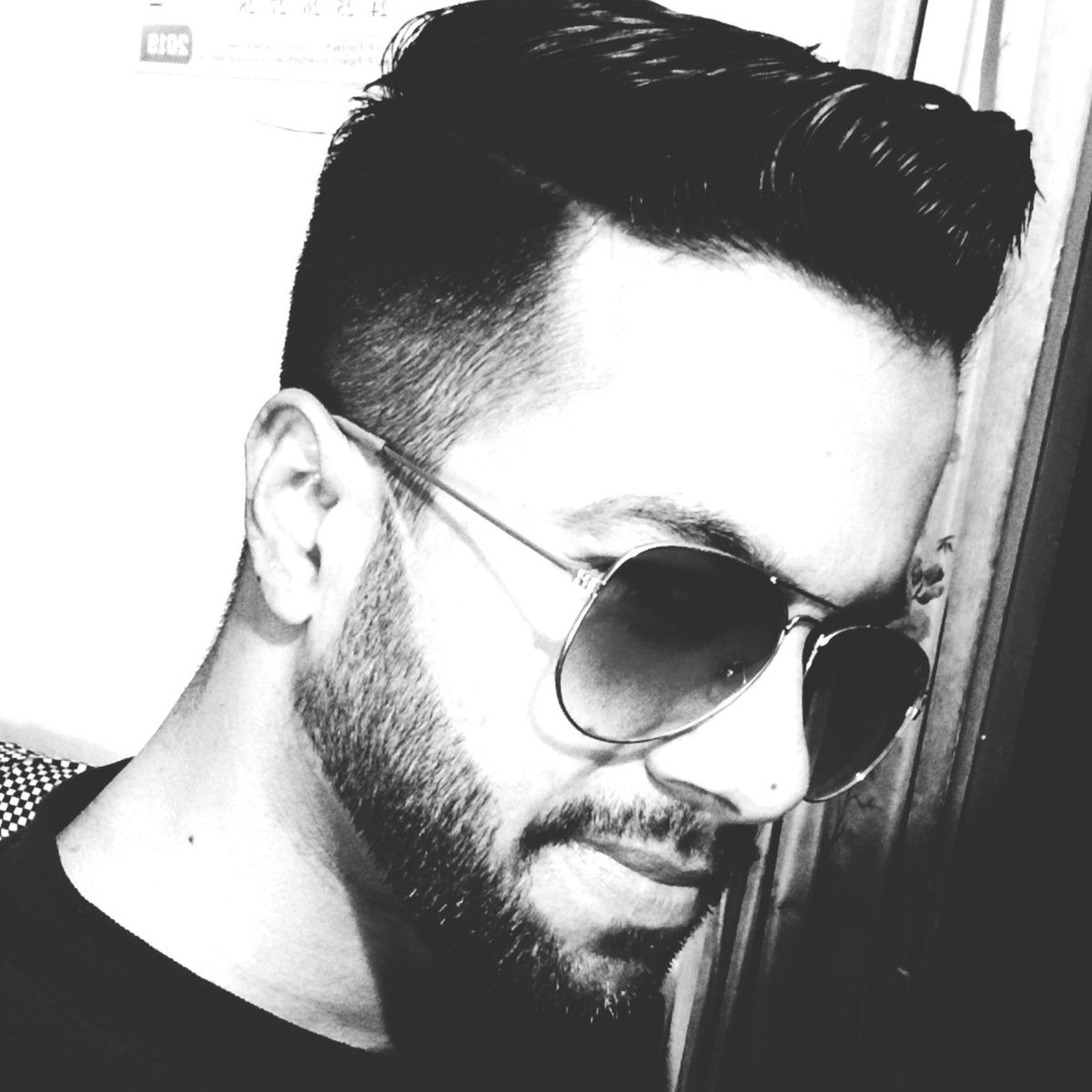 may_born619's tweet photo. #NewProfilePic https://t.co/AshAjINXzM