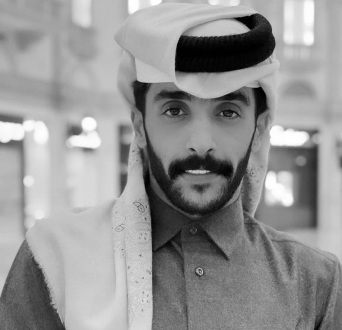 Sahal_F's tweet photo. عزالله ان موتك يروّع وفقدك عظيم
ومواقفك من قلوب العالم .. قريّبه  

مرحوم والله يزّفك في جنان النعيم 
ياللي ضميرك نزيه وسمعتك .. طيّبه 

 #جابر_ال_مسعود_في_ذمه_الله https://t.co/F99IAkL49D