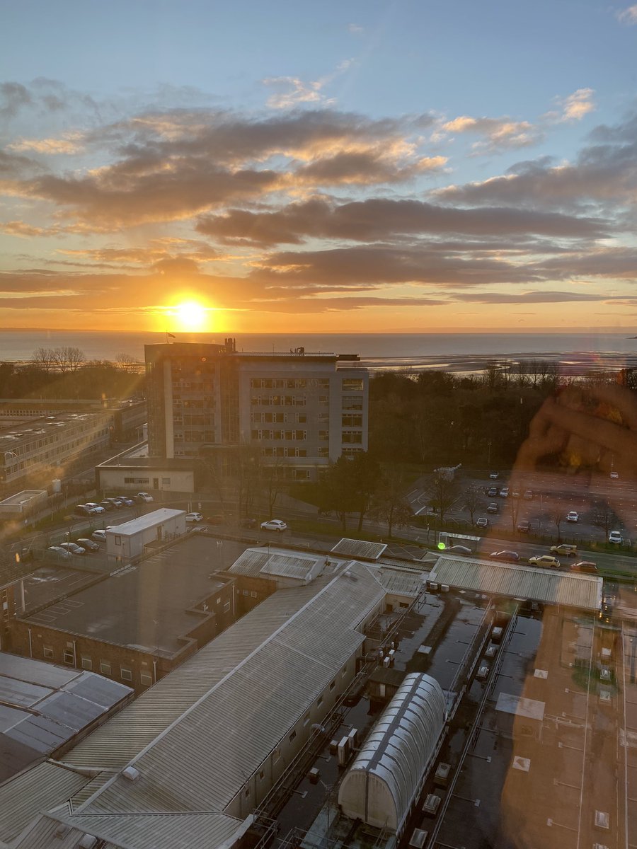 Not a bad view for Christmas Eve 🎄❤️ #SingletonHospital #roomwithaview #MTT #MerryChristams