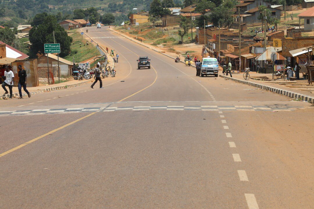 vmugaba's tweet photo. @Symonagaba @KampalaTraffic If you can or haven’t yet left Kampala use the new Mpigi Kanoni Sembabule Villa Maria road to connect to Masaka and beyond. https://t.co/Mcus3No3kT