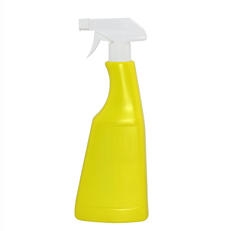 Makerhuang1's tweet photo. This is the 550ml to 570ml HDPE Plastic Empty Detergent Spray Bottle With 28410 Trigger Sprayer+CPPE00RSS053028057000045YM you need to check out especially this season. #plastictriggersprayerbottle #triggersprayerbottle https://t.co/jvHYkjmmVL
