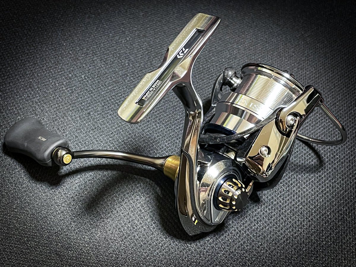 １８イグジスト