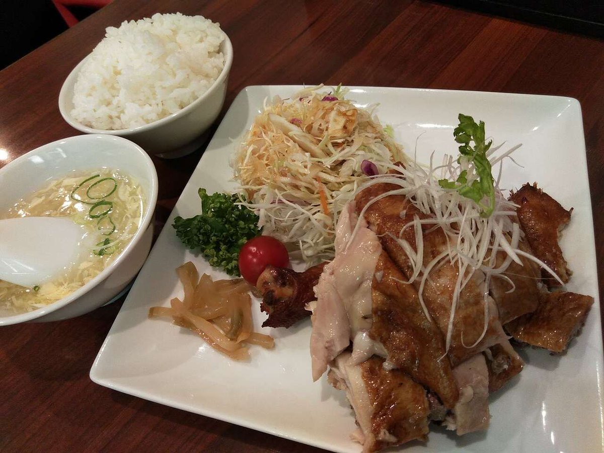 Photo阪急 阪急電鉄 名物の焼鶏は 中国風ローストチキン 劉家荘 りゅうかそう T Co Vtdnhead6x 一晩秘伝のスパイスに漬け込んで揚げて 蒸すという工程で作る中国風ローストチキンの焼鶏 焼鶏定食は 迫力の焼鶏 ライス スープ Photo阪急 阪急電鉄 名物の焼鶏は 中国風ローストチキン 劉家荘 りゅうかそう T Co Vtdnhead6x 一晩秘伝のスパイスに漬け込んで揚げて 蒸すという工程で作る中国風ローストチキンの焼鶏 焼鶏定食は 迫力の焼鶏 ライス スープ
