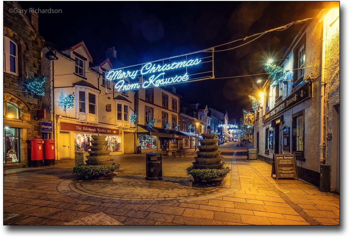 mountainsandsky's tweet photo. Well it's Christmas Eve, its snowing in Monte Darlo as I type, so here's is my final image for my Photo Advent Calendar for 2020 #PAC2020 Can I say a big thank you to everyone that has liked, commented or shared my images during this strange old year. Merry Christmas! https://t.co/osm37SNnMj
