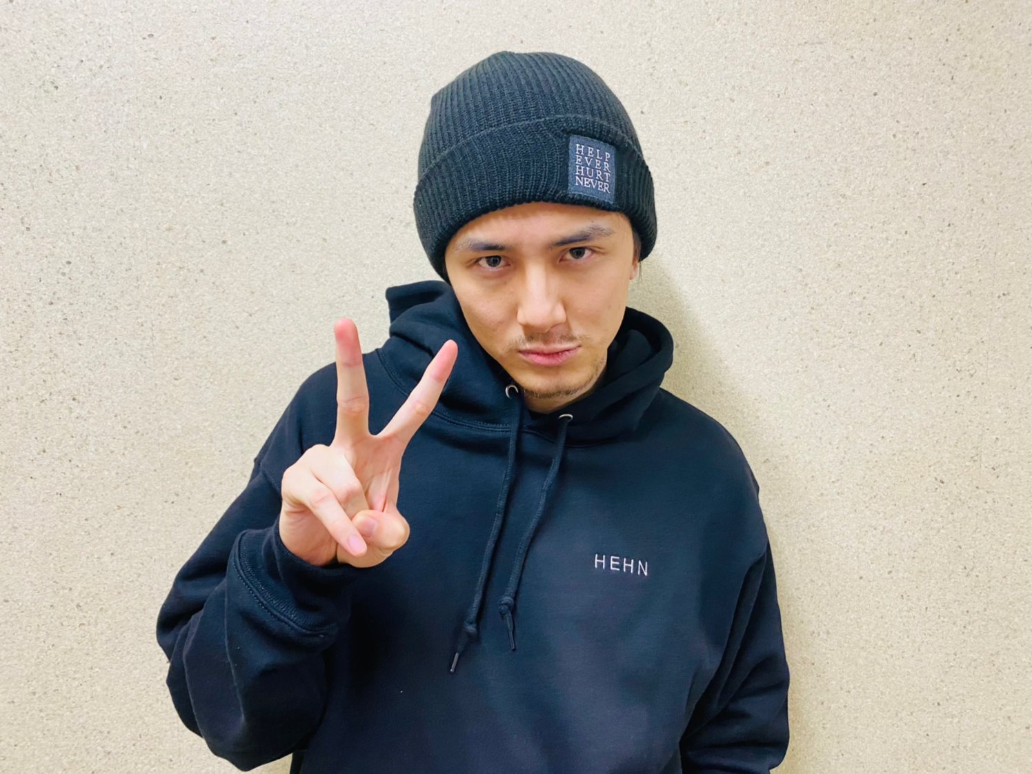 WEB限定】 藤井風ビーニー ニットキャップ/ビーニー - findbug.io WEB限定】 藤井風ビーニー ニットキャップ/ビーニー - findbug.io