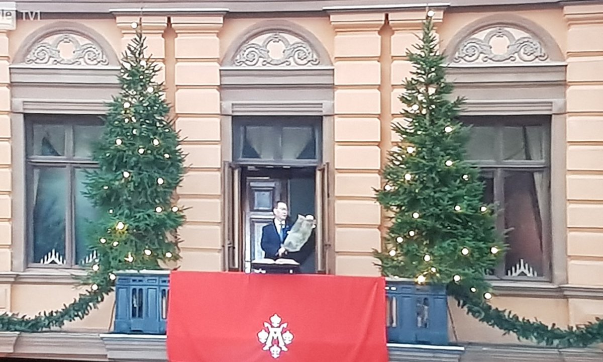 AGardberg's tweet photo. #Julfred utlyst i #Åbo enligt #FISE traditionen sedan 1300-talet. Undantaget var 1939 då man under Vinterkriget ställde in pga risk av flygbombning.
#Turku #Joulurauha julistus on Ruotsin ajoilta lähes katkeamaton perinne. https://t.co/HswfQJHunP