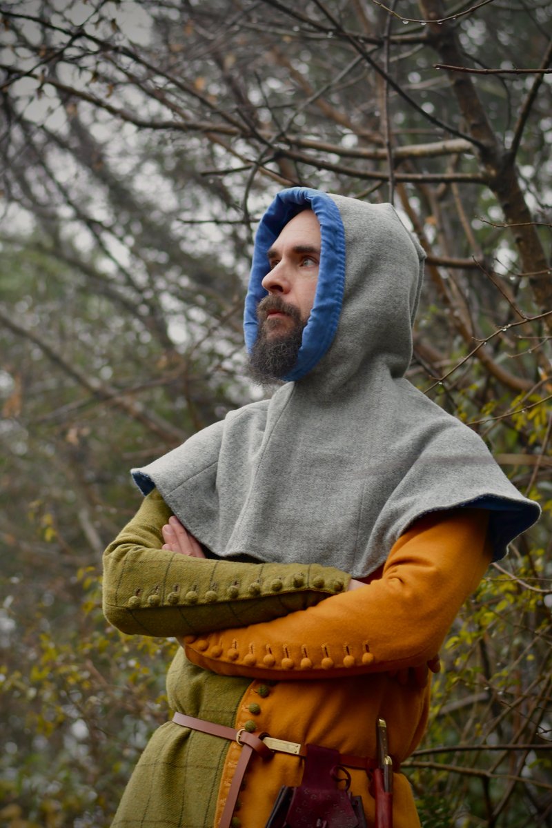 I went for a hike today... in proper medieval reenactment clothes that is. :D

#medieval #medievaldress #medievalclothing #photoshoot #sartorial #14thcentury #medievaltimes #reenactor #reenactment #medievalhistory #history #medievallife #medievalart #medievalman