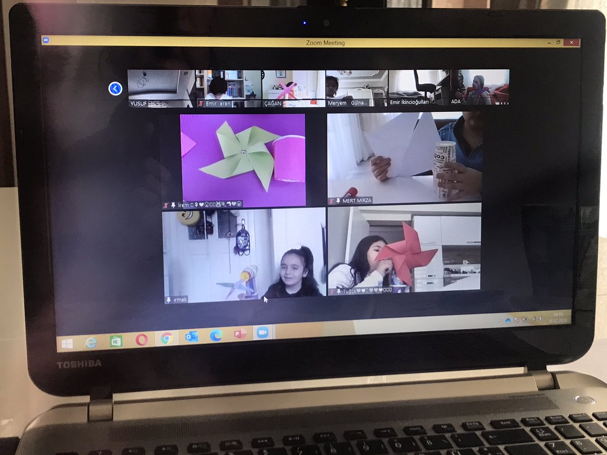 bngldeniz's tweet image. #STEMjunior dersimizde Şerbet’in sorununu çözmek için ürünümüze çeşitli özellikler eklemeye ürünümüzü geliştirmeye devam ediyoruz 👋🤓🤩 #STEMgelecektir @bahcesehir_k12 @elazigbahcsehir @harun_yildiran @snnpltbjk @ErkenCocukluk @benaykaragz @cuneytd1 @mserhankal @SencerCorlu