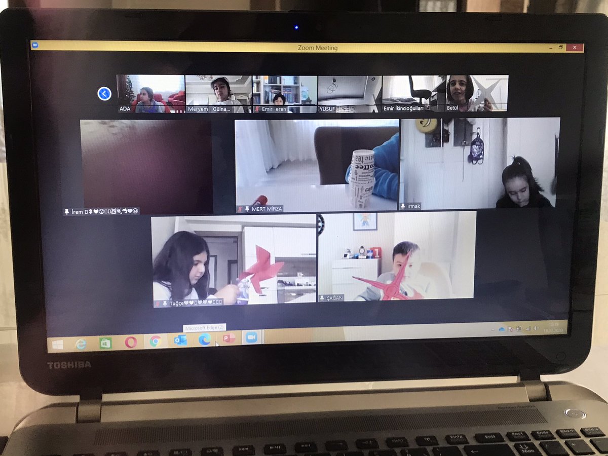 bngldeniz's tweet image. #STEMjunior dersimizde Şerbet’in sorununu çözmek için ürünümüze çeşitli özellikler eklemeye ürünümüzü geliştirmeye devam ediyoruz 👋🤓🤩 #STEMgelecektir @bahcesehir_k12 @elazigbahcsehir @harun_yildiran @snnpltbjk @ErkenCocukluk @benaykaragz @cuneytd1 @mserhankal @SencerCorlu