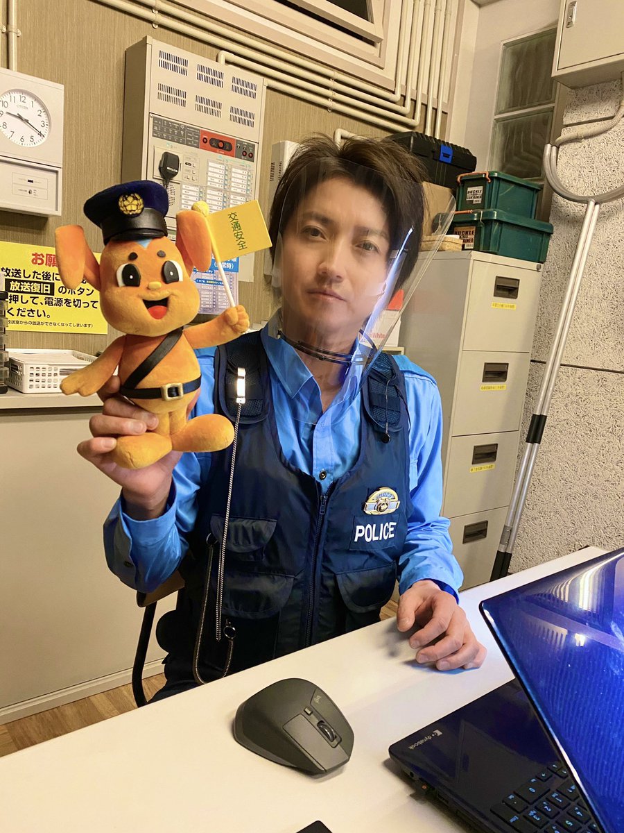 たみ Twitterissa 隆平さんーーーー お疲れなのか とてもしっとりしてるような アンニュイなお顔めちゃくちゃ かっこいいです ポビットくんとのコンビネーション ドラマでも観られるの楽しみにしてます 青の祓魔師 青のsp 藤原竜也