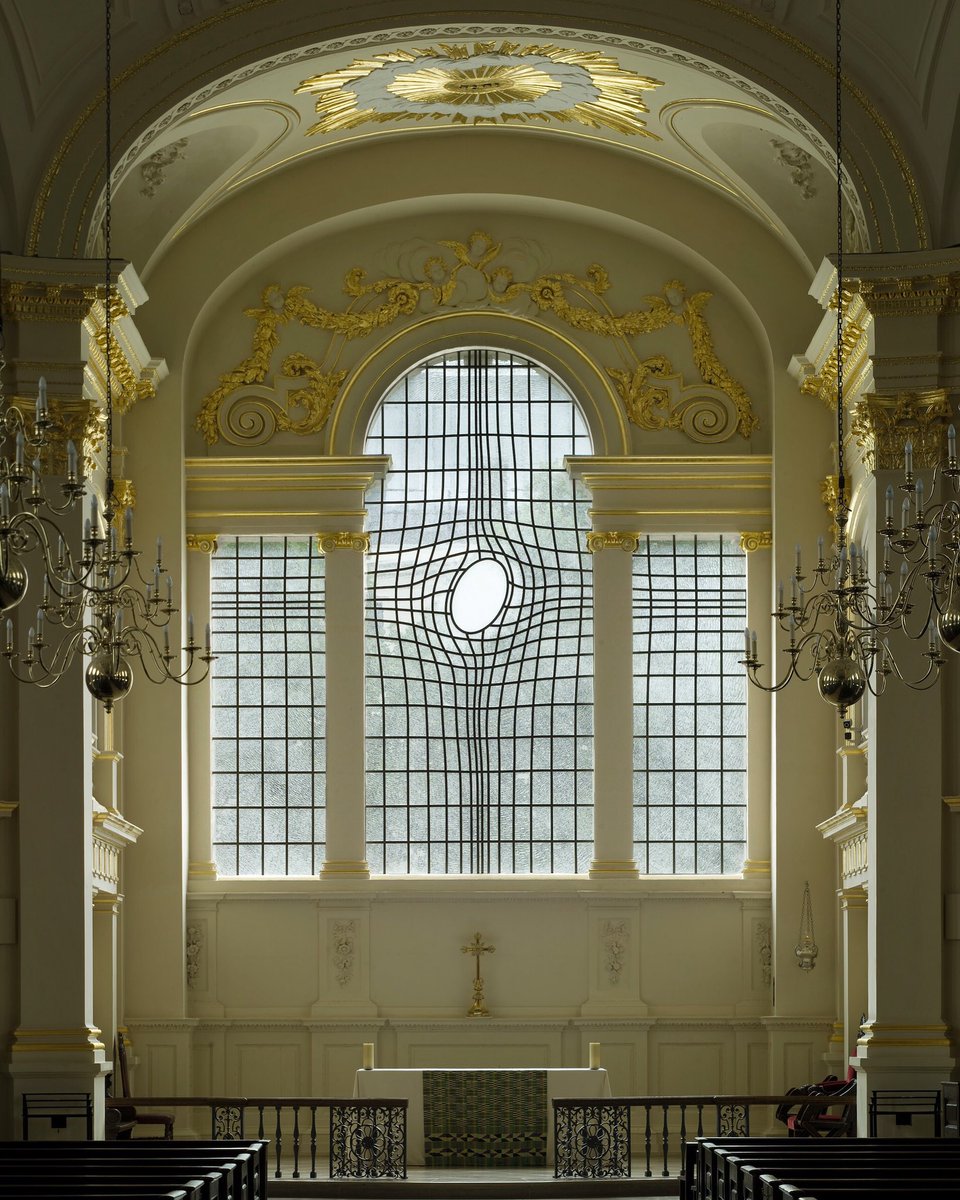 NEW #SculptureCrushPSSA chosen by <a href="/artist_stone/">richard stone</a> Shirazeh Houshiary #StMartinsintheField 'This elegant work is technical and conceptual perfection, in the magical realm of confounding expectations of what a public artwork might be, all whilst going against the grain of patriarchy'