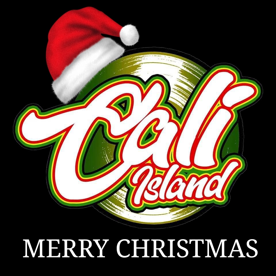 ph_cali's tweet photo. HAPPY HOLIDAYS 💚💛❤️ https://t.co/D0CvtlYUTa