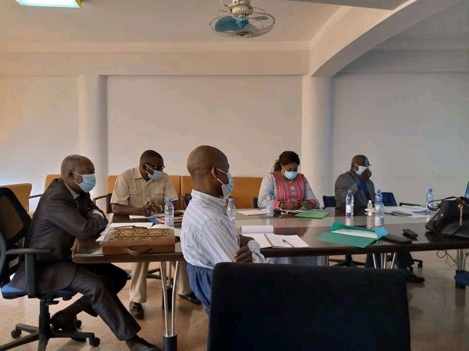 MaliSnec's tweet photo. Atelier de validation de l'étude sur les conséquences du #Covid_19 sur la pratique du dialogue dans le monde du travail au #Benin au #Mali au #Niger et au #Sénégal.
@MaliSnec https://t.co/0IMO0cDRnh