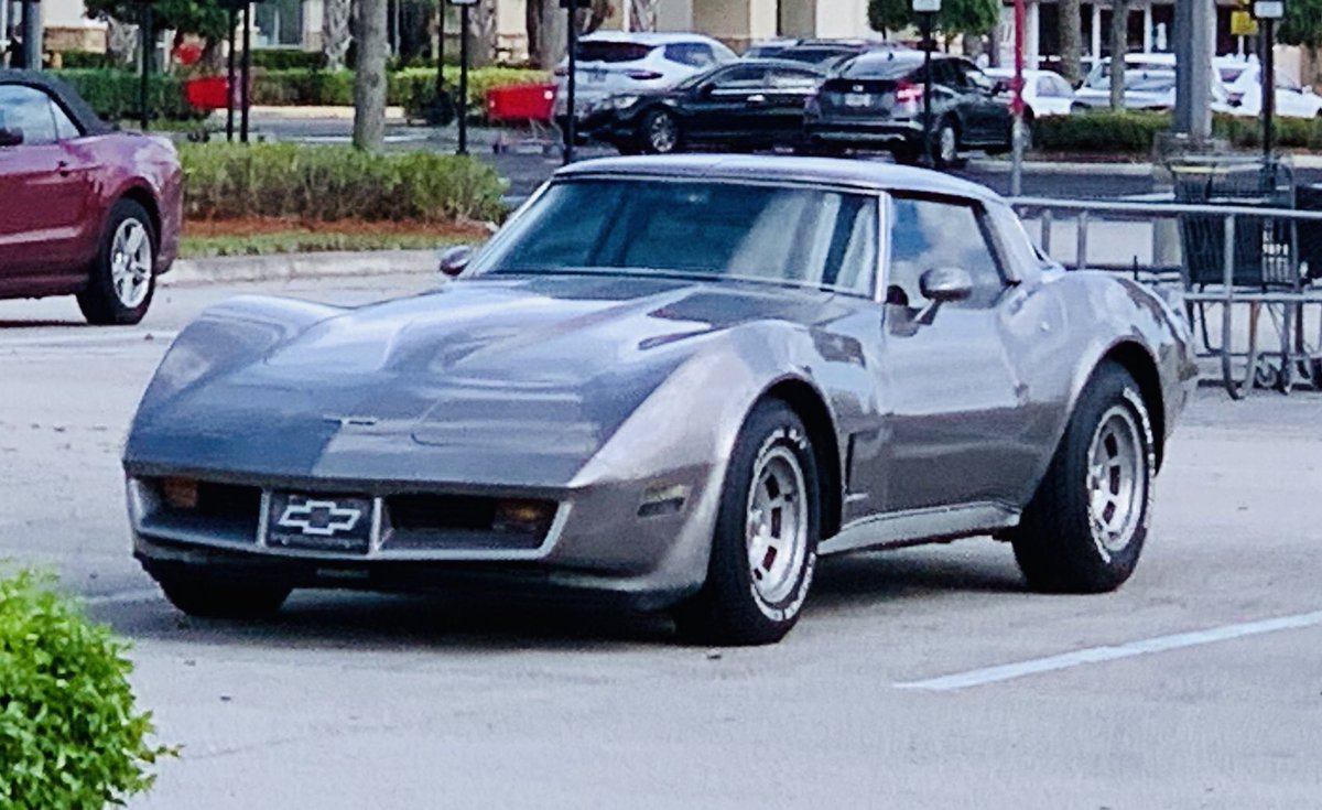 1five1garage's tweet photo. More amazing car spotting! #carstwitter #cars #coolcars https://t.co/1QmJ9yb6es