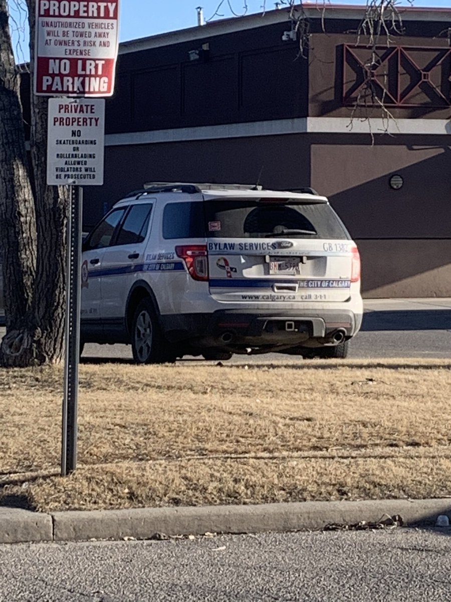  @Edmontonsun quoted AHS inspector “CALGARY POLICE SERVICES were on site “ BYLAW attended the call, CPS never attended. Ask  @CalgaryPolice if they responded to a call Sunday DEC 6, 2020 at Southside Victory. FALSE CLAIM to insight a negative opinion of SVC.  @CalgaryPolice 