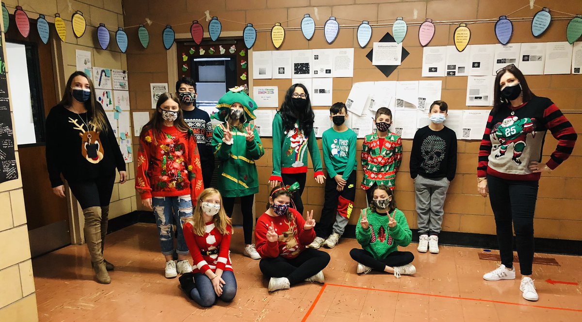 The Class of 2021 making “ugly” sweaters look cool!!! #HolidaySpiritWeek <a href="/MsWalters6th/">Ms. Walters</a> <a href="/WillowRoadVS13/">Willow Road School</a> <a href="/VS13UFSD/">ValleyStream13UFSD</a>