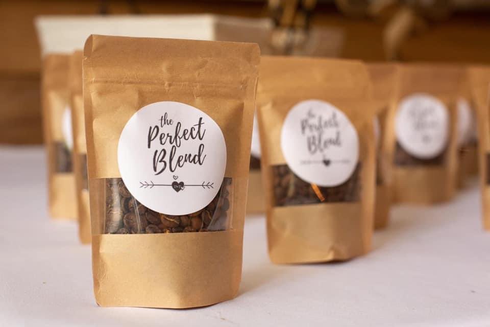 S’mores, donuts, &amp; coffee, oh my! Talk about making your guests happy 😋

#weddingfavors #weddingdetails #weddingfood #weddinginspo #weddinginspiration #weddingday #kandkweddings #2020wedding #tennessee #tennesseewedding #nashvillebrideguide #nashvillebride #eventplanner