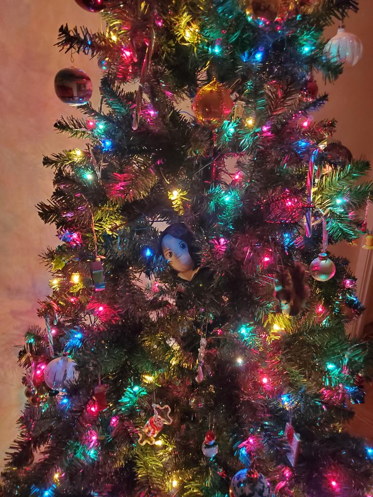 RealBatguy's tweet image. It's Christmas Evie! #AssassinsCreed