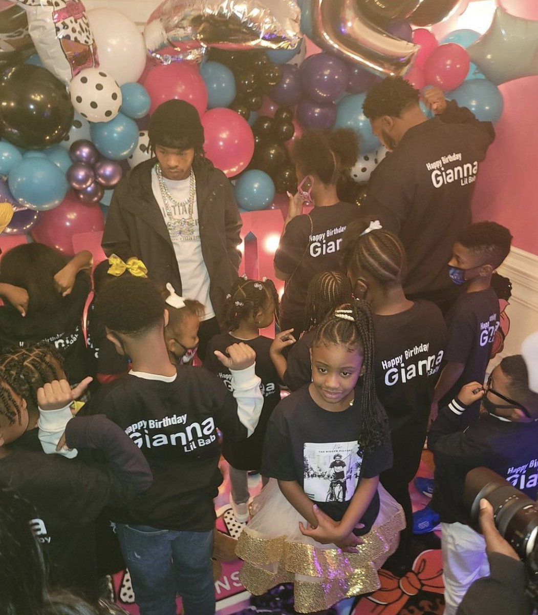 Lil Baby threw a surprise birthday party for George Floyd’s daughter Gianna and covered all the expenses 🙏🏽