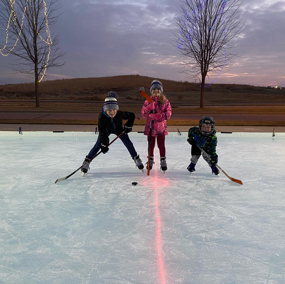 Opening Day! 🤩🏒🥰
#odr #backyardrink #tuckergigiandcruz #dickermanpond