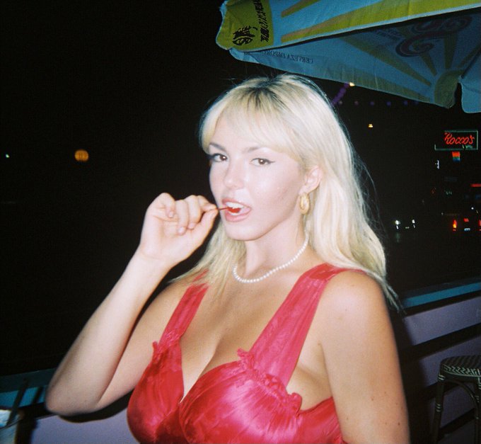 i miss putting food in my mouth on sunset blvd https://t.co/Le0uewmBT7