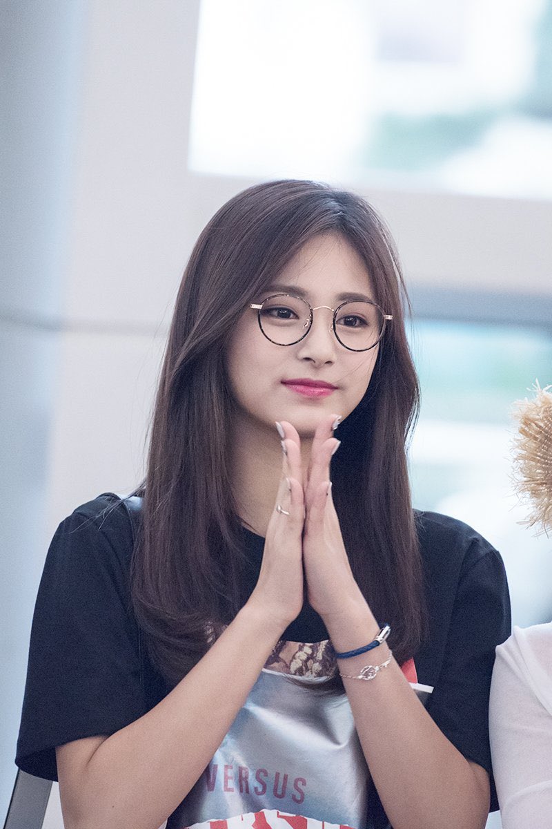 tzuyu in glasses; a thread