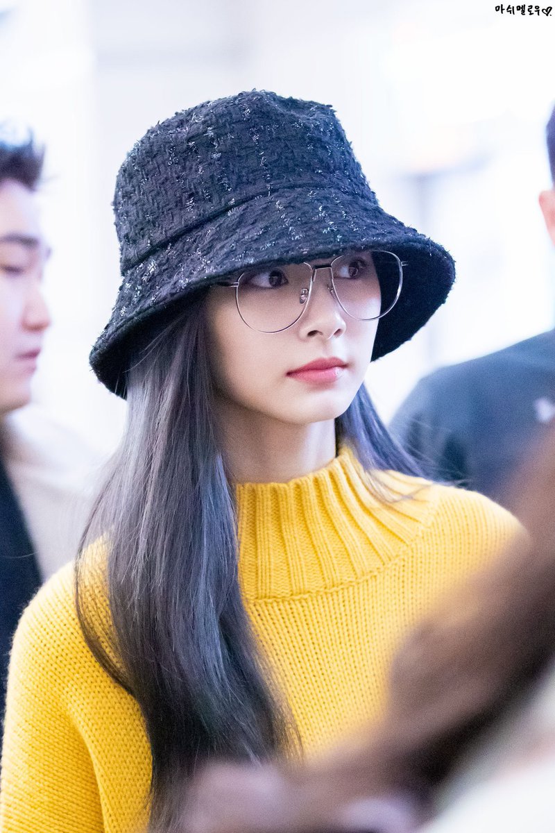 tzuyu in glasses; a thread