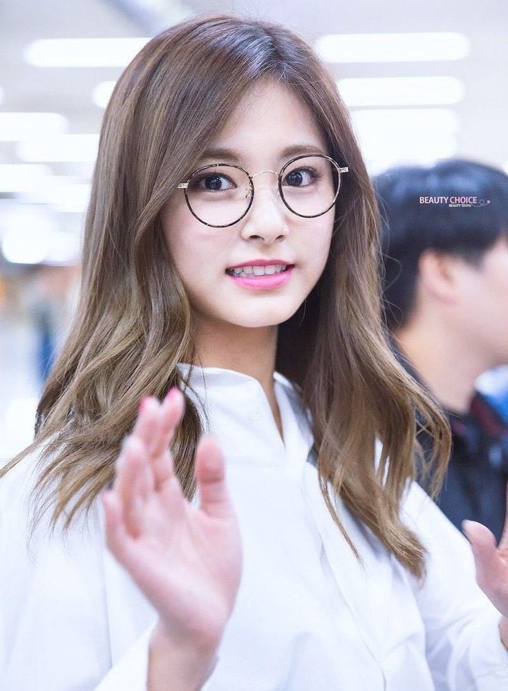 tzuyu in glasses; a thread