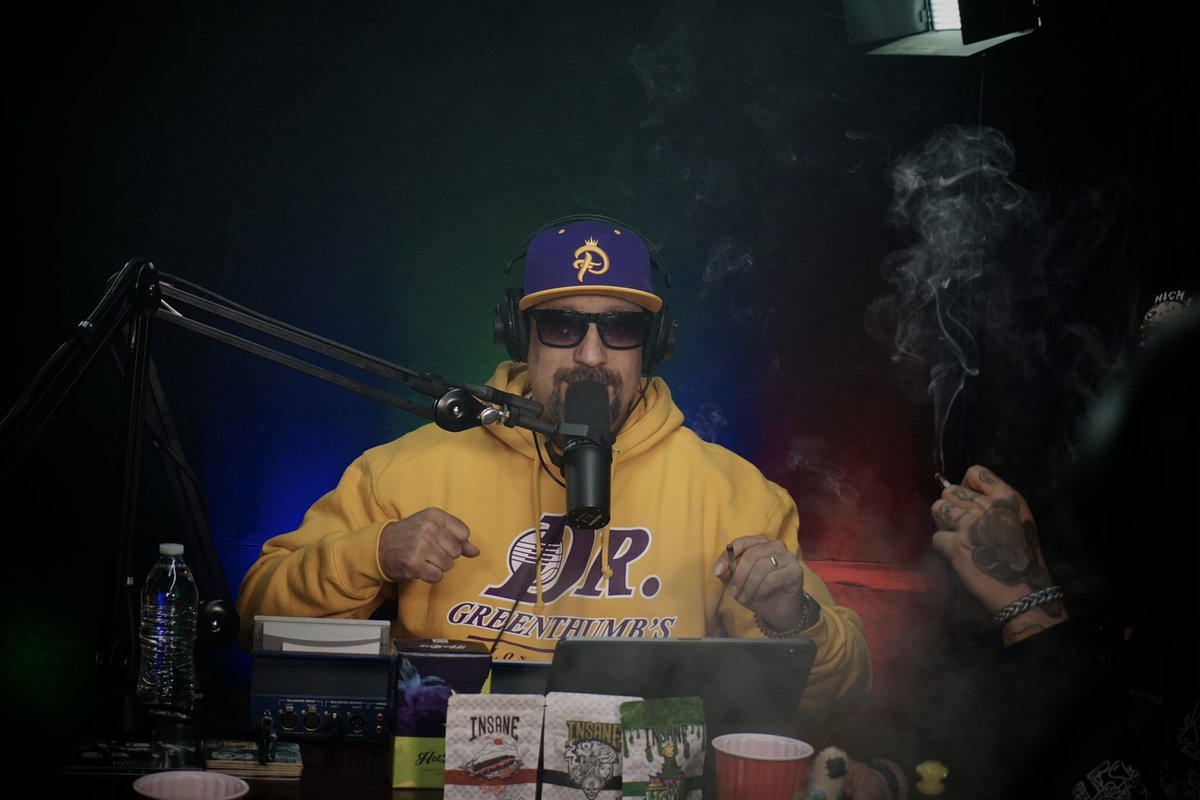 brealtv's tweet photo. New #DrGreenthumbPodcast w #TonyADaWizard out now || https://t.co/ISEEP7i8SK || 📷 @Koltenhagen https://t.co/iBRbROJjEk