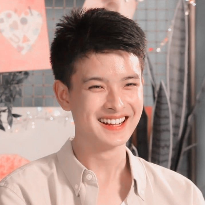 (ᗒᗣᗕ)՞  #Khunpol