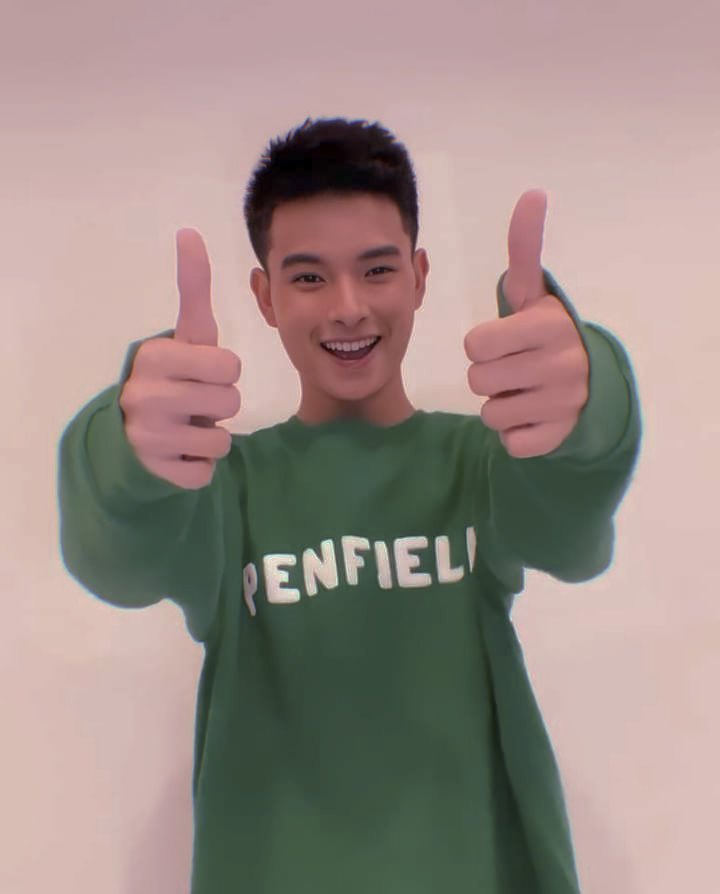 ༼ つ ◕◡◕ ༽つ  #khunpol