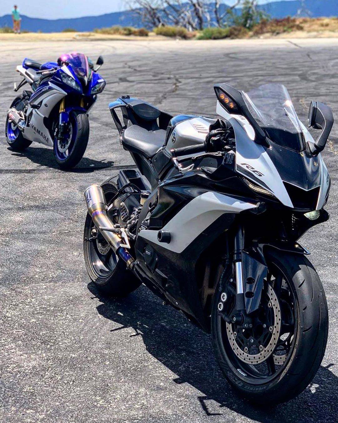 Yamaha r6 online black 2020