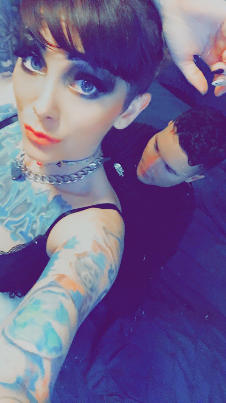 4 pic. Being a bitch is my new kink Who wants to book a session? Cash app $sullyxsavage Venmo @sully-savage https://t.co/SN2ivHgYyg