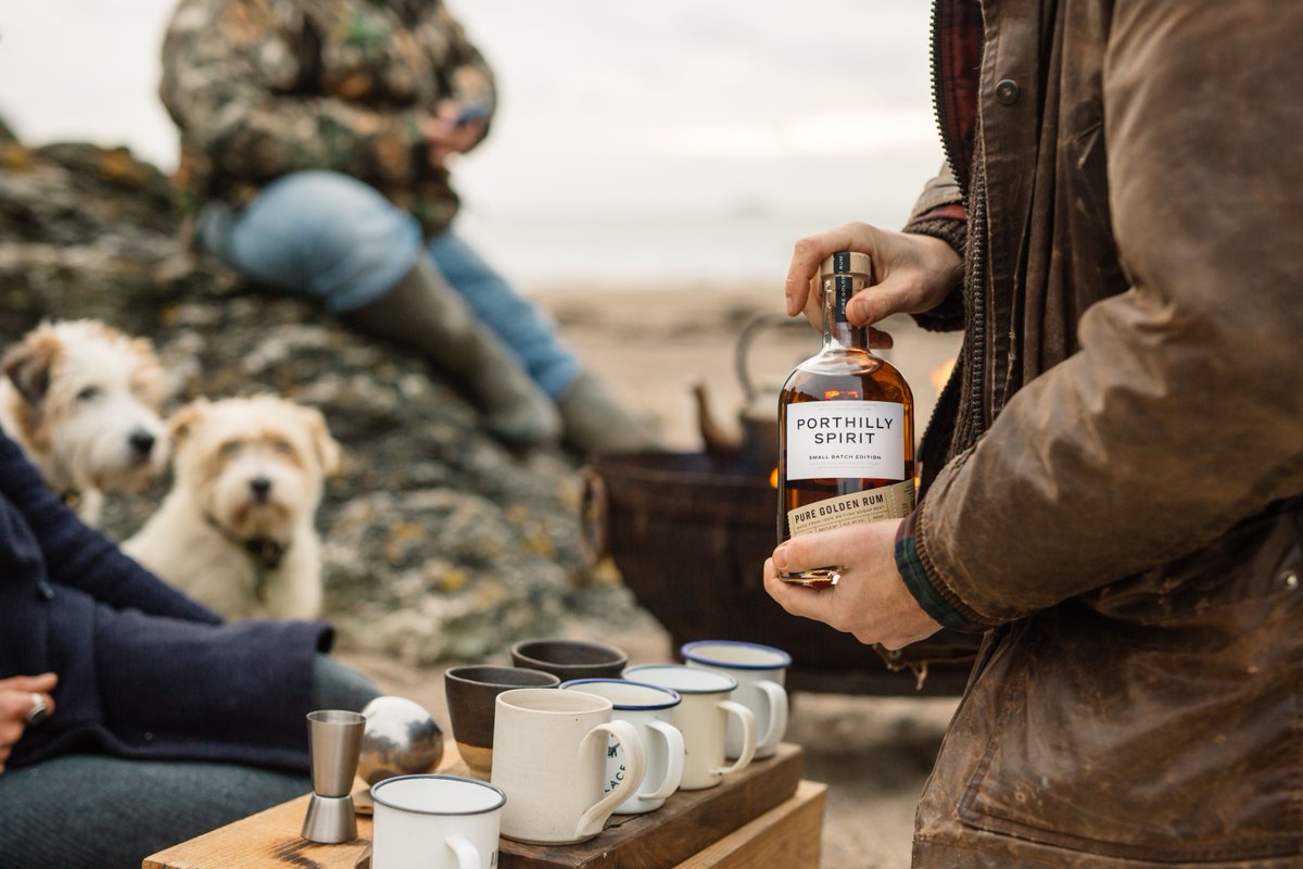 PorthillyDist's tweet photo. To achieve its signature golden colour and flavour profile, Porthilly Spirit Pure Golden Rum is barrel-aged in French oak red wine barrels, allowing time for it to develop into a fantastic sipping rum or flavourful mixer. #GoldenRum https://t.co/GeZKLTWzZd