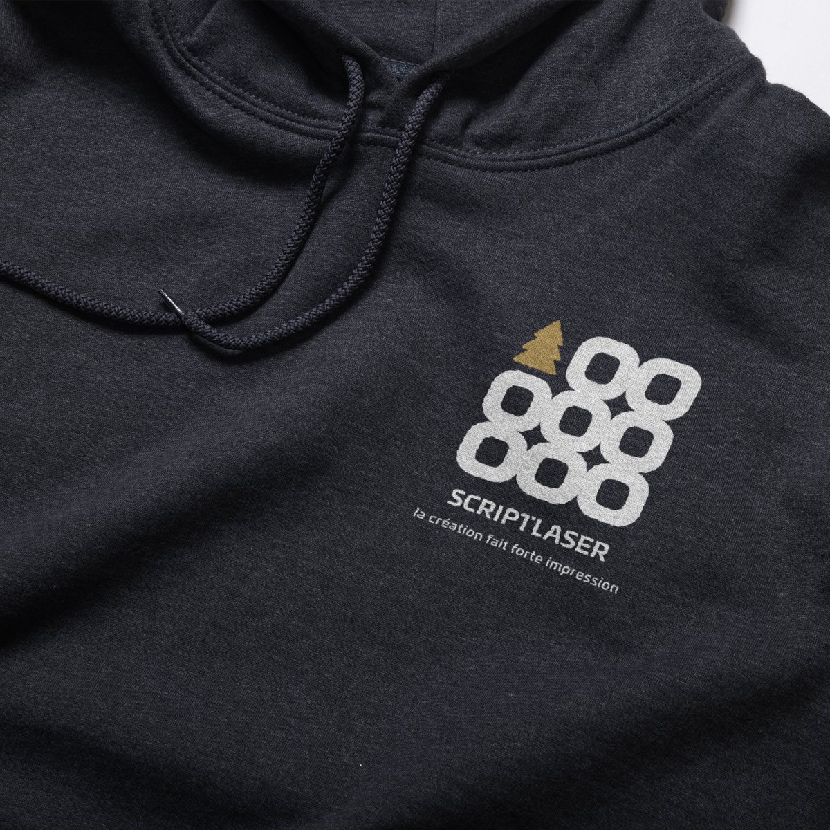 ScriptLaser's tweet image. 🎄  J-7 Noël :  Une nouvelle  idée 💡 de sweat-shirt personnalisé à offrir pour faire plaisir, tout en promouvant votre image de marque --📌 En savoir plus 👉 bit.ly/3niSL5e

#PrintWhatYouLove #LoveWhatYouPrint  #CadeauxdeNoël
#Sweatshirt #Sweatshirtpersonnalisé