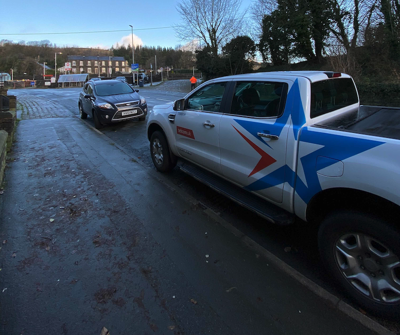 Can you guess where our surveyor is here? 

🕵️‍♀️ We will give you a clue: 

wefibre.com 🔜 🚀