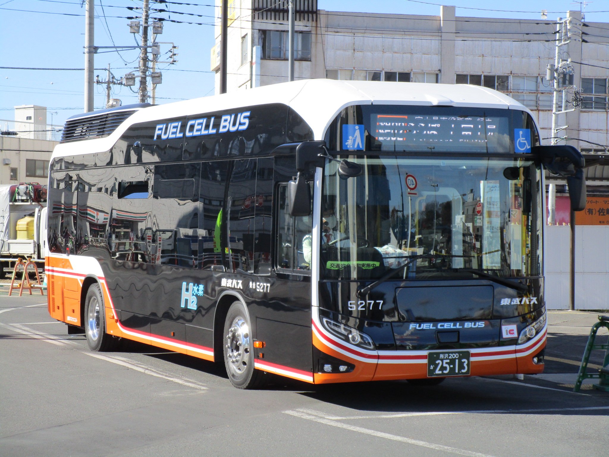 漣政宗 所沢0か2513 東武バスウエストのトヨタsora 5277 水素で走るバスで基本的に鶴02系統の鶴瀬駅 ららぽーと富士見に使用されています T Co R7wqfsd2sg Twitter