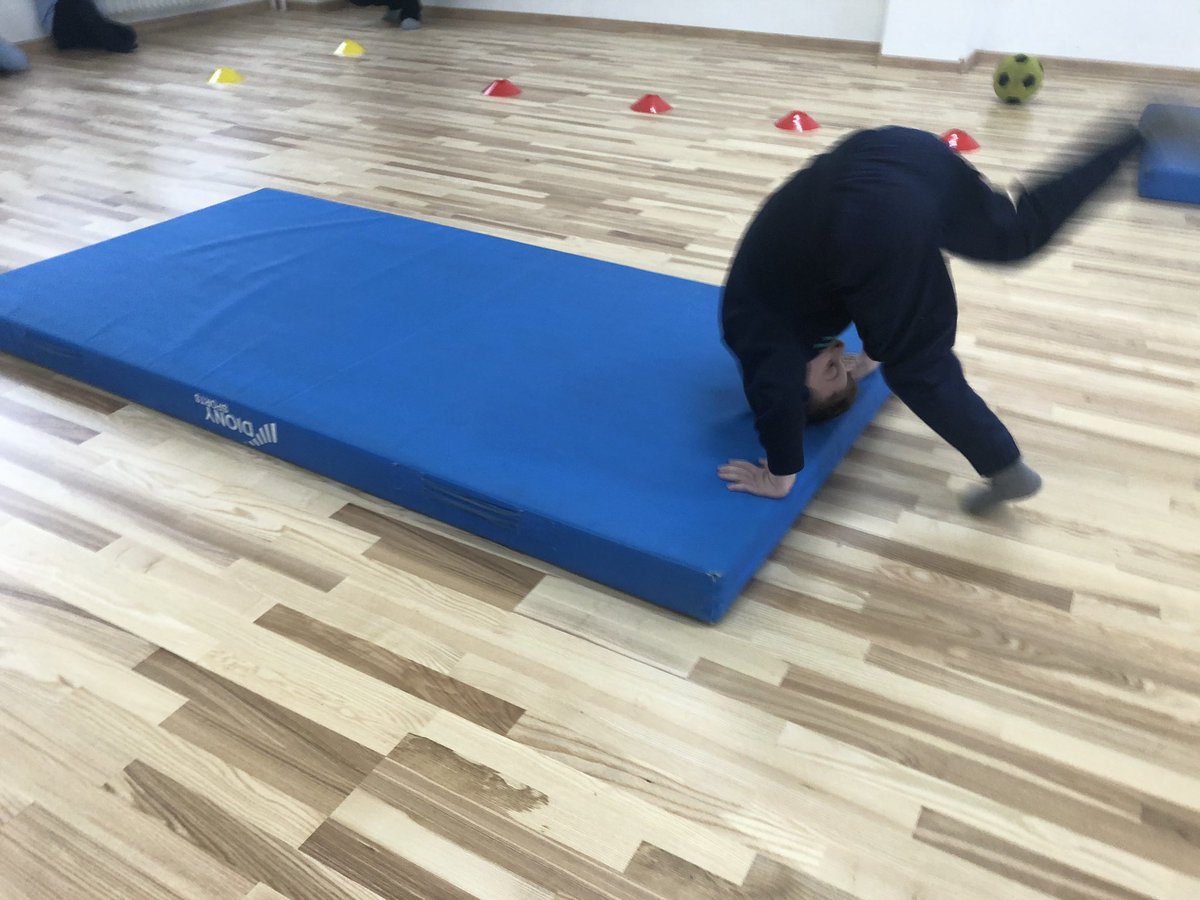 kosiceIS's tweet photo. Personal, Social and Physical Education in our indoor gym is so much fun! #KEIS #IBPYP #Activeliving #scopeandsequence #Košice #Slovakia https://t.co/yZ2qvqxuwZ