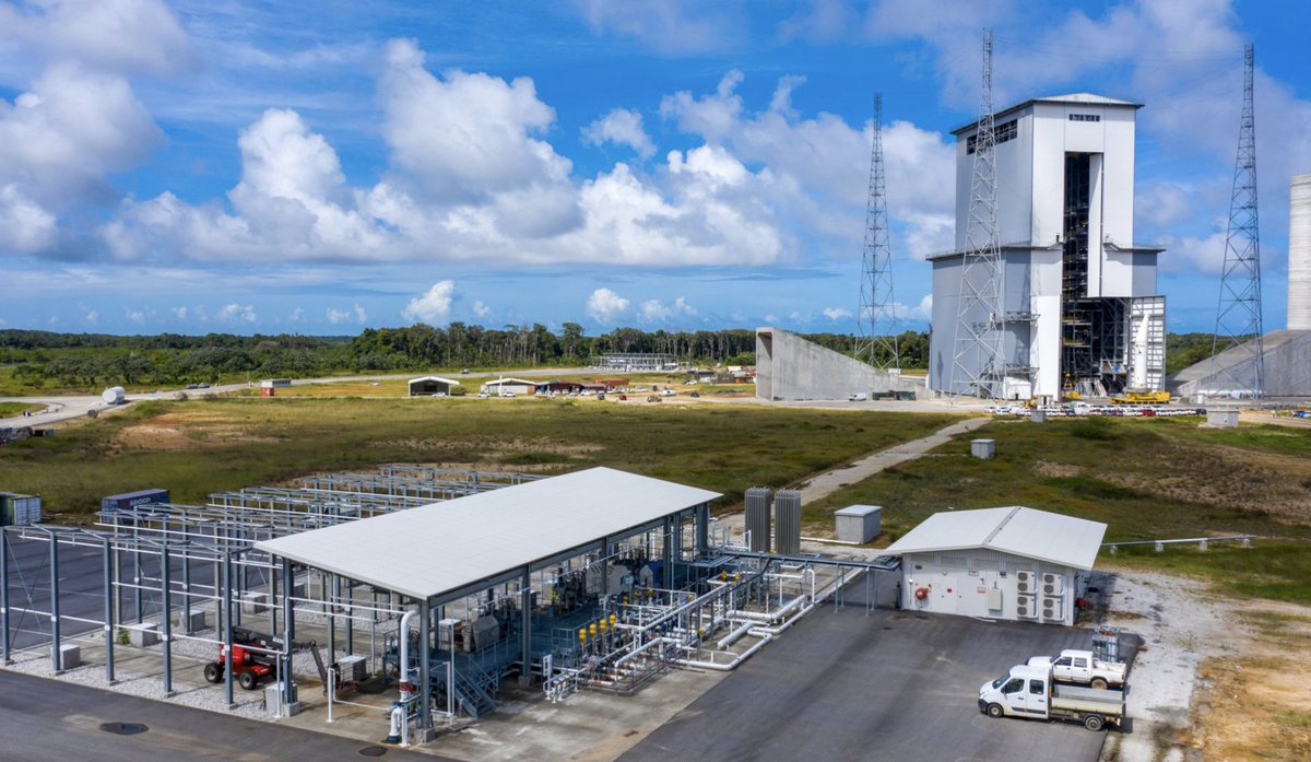 FronteraSpacial's tweet photo. Últimas imágenes 📸 de la futura zona de lanzamiento del #Ariane6 en el puerto espacial de Kourou en Guyana Francesa.

📸  por: @Sentinel_Drone https://t.co/8GRLpW977Q