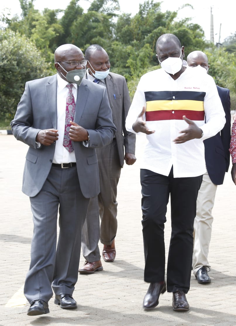 WilliamsRuto's tweet photo. Rather than establishing factions and engaging in ethnic-based politics, let us compete on the platform of issues, ideas and development track-record that will make Kenya an equal-opportunity country for all. https://t.co/ud9zI0qVGm