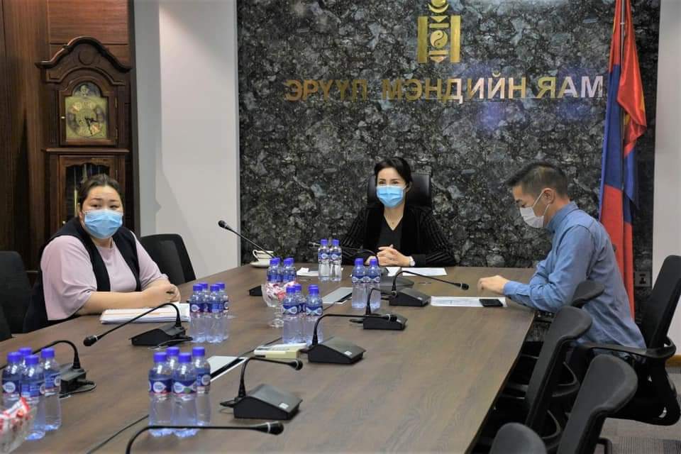 "Сүрьеэгүй Ази тивийг бий болгох арга зам" олон улсын хурал боллоо. Хуралд БНСУ, Япон, Тайвань, Тайланд, Камбож, Зүүн Тимор болон манай улс оролцов. 
2000 оноос хойш сүрьеэ өвчин 30 сая хүний аминд хүрээд байна. Дийлэнх нь Ази, Африк тивд.