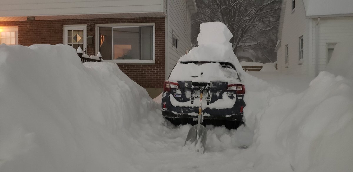 adam_gillwx's tweet photo. Took about 3 hours but got dug out https://t.co/ZvpvLxmm3d