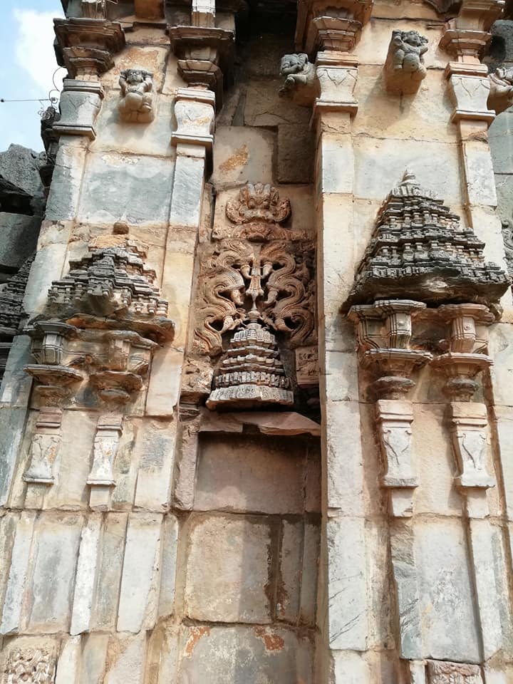 There is also a well in the premises of Trikuteshwara dating back to the same period called Rudra Teertha. It is a stone masonry well resembling the traditionally decorated wells.(13)