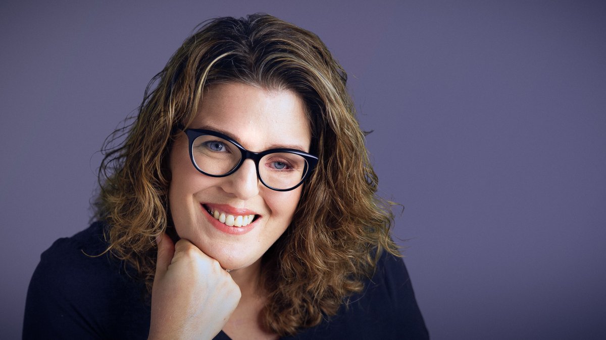 Aujourd’hui, nous vous présentons <a href="/SabrinaLBRS/">Sabrina Le Bars</a>, présidente de l'association de patients <a href="/asso_cor/">Corasso</a>, qui a développé la campagne de communication #QuoiMaGueule pour sensibiliser aux #cancers ORL Rares.

Découvrez son interview sur le site #femmesdesante
👉 lnkd.in/debK6tb